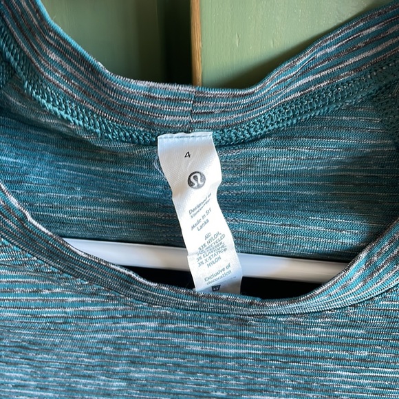 Brand new lululemon swiftly tech long sleeve - Picture 2 of 3